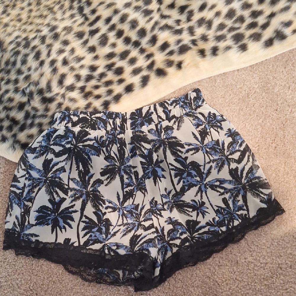 Lush High Waist Palm Print Shorts - Black and Blue